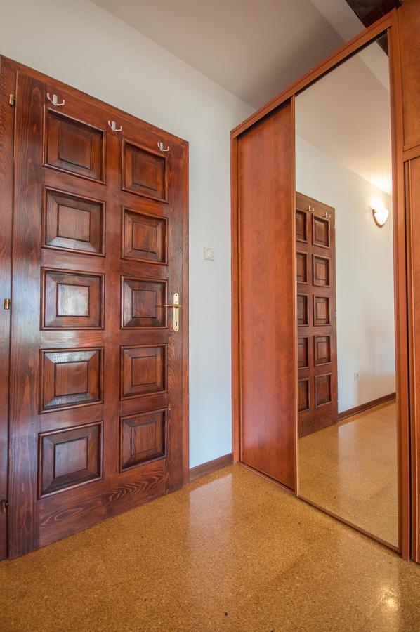 Apartment Kiwi Kotor Exterior photo